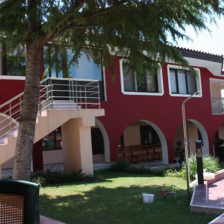 Червената къща Hotel Кошарица Екстериор снимка