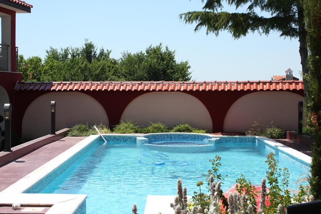 Червената къща Hotel Кошарица Екстериор снимка